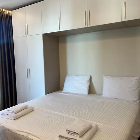 Modern New Near * Tirana